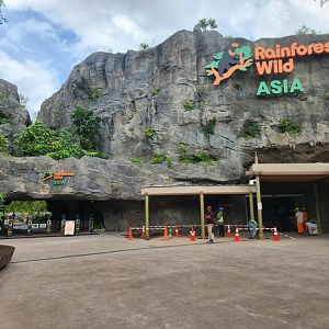 Rainforest Wild Asia entrance