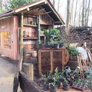 01 2025 - New chimp enclosure visitor information point