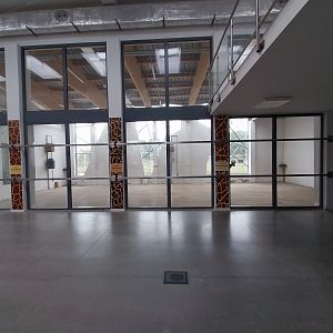 Giraffe & Rhino Building - Rothschild's Giraffe (Giraffa camelopardalis rothschildi)