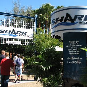 Shark Encounter - Entry Signs