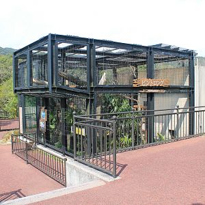 Binturong cages - Hirakawa Zoo (Kagoshima)