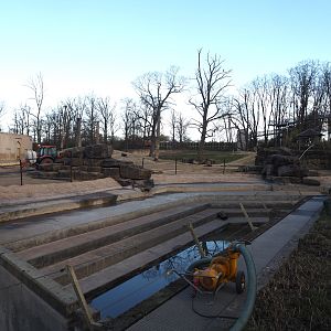 Spring cleaning of the pool in the Asian elephant herd exhibit, 2025-03-23