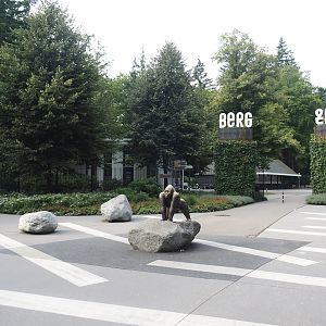 Entrance to Park Berg & Bos, city and nature park in which Apenheul is located, 2024-08-18