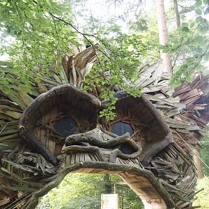 Entrance arch of the Bolivian squirrel monkey forest, 2024-08-18