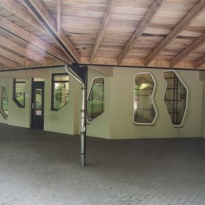 Bolivian squirrel monkey house, 2024-08-18