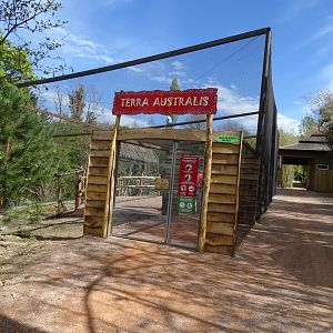 Terra australis aviary