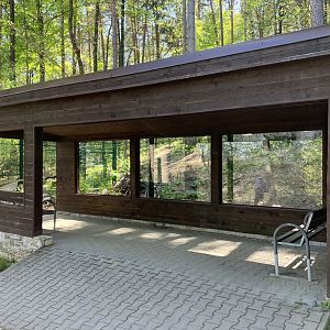 Viewing shelter at the wolf exhibit-09/2023
