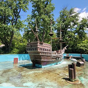 May. 2025 - 1933 Monkey Ship - Closed in 1991