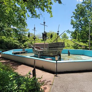 May. 2025 - 1933 Monkey Ship - Closed in 1991