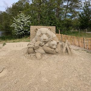 Sand & Zoo event - Giant panda sand sculpture