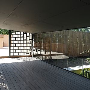 Upper viewing area on top of the hippo house - Aviary viewing area, 2025-05-14