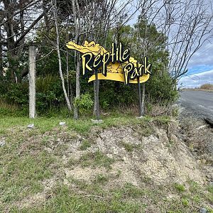 Ti Point Reptile Park - Roadside Signage