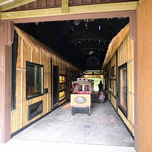 Broadway Zoological Park - Reptile Barn