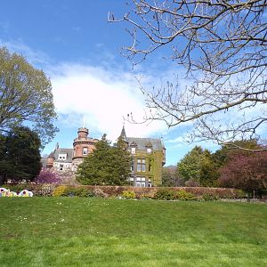 View of main lawn and mansion 20.4.25