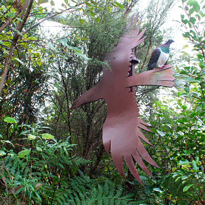 Haast's Eagle Sculpture w/ Wood Pigeon