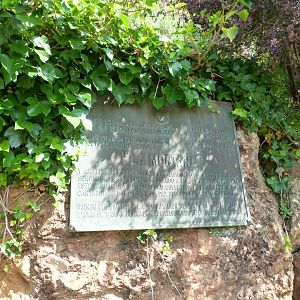 Park inauguration plate -Parque de la Naturaleza de Cabárceno (2025)