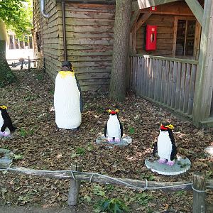 Brick Safari temporary summer event -Lego King and Rockhopper penguins, 2023-07-08
