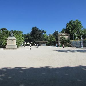 Jardin des Plantes de Paris - Plaza