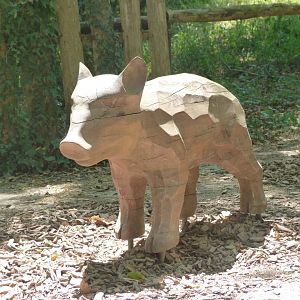 Wild boar piglet statue -Zoodyssée (2025)