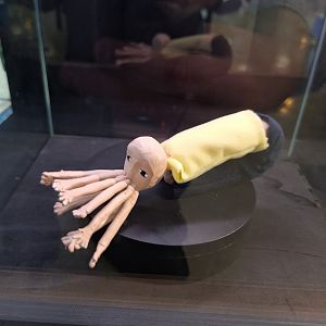 What a human with the body plan of a cephalopod would look like - Uozu Aquarium