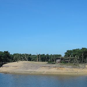 Safari Beekse Bergen 2004 - For monkeys or lemurs?