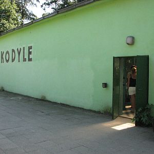 Wroclaw Zoo 2008 - Outside the Crocodile House