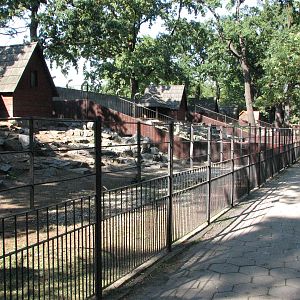 Wroclaw Zoo 2008 - Line of goat exhibits