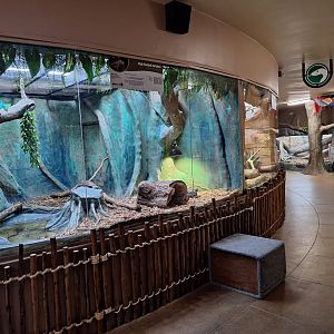 Tropics Building Enclosures