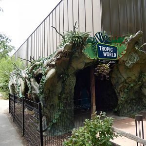 8/16/2025 - New Entrance to Tropic World