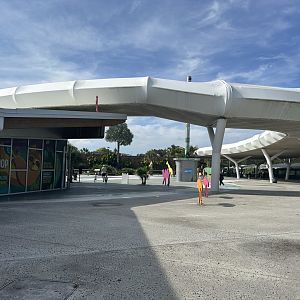 Sep. 2025 - Entrance Plaza