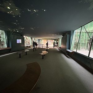 Feline\Reptile House