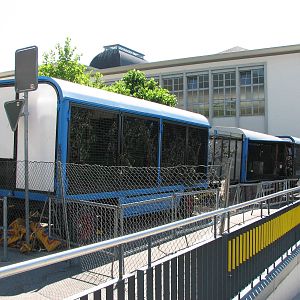 Circus Knie in Neuchatel 2008 - Parrot wagons