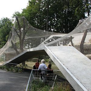 Tierpark Dählhölzli 2006 - Viewing window into the Persian Leopard exhibit