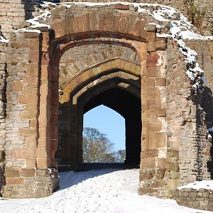 Castle and grounds 4