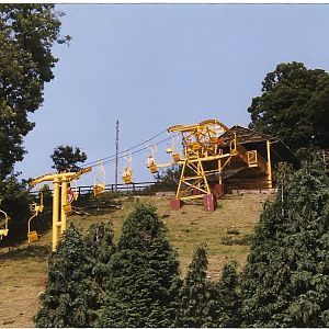 Castle and grounds 21