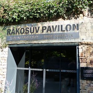 Entrance to "Rakos' House" -Zoo Praha (2025)