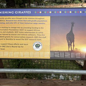 Sep. 2025 - Expedition Africa - Giraffe Signage