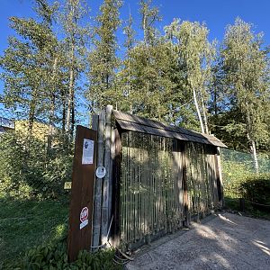 Diana Monkey Exhibit - House of Evolution