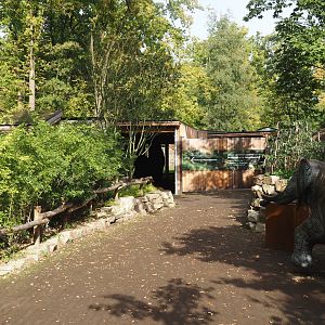 Entrance to viewing area for Mountain bongo, Kirk's dik-dik and pygmy hippopotamus indoor exhibits, 2025-09-30