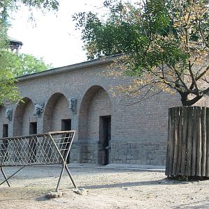 Budapest Zoo 2003 - Zebra enclosure and stables