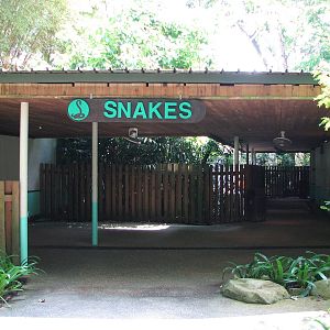 Singapore Zoo 2008 - Entrance to the Snake House