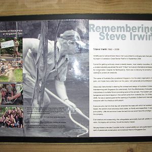 Singapore Zoo 2008 - Plate in remembrance of Steve Irwin