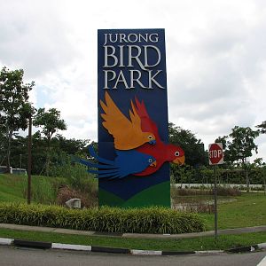 Jurong Bird Park 2008 - Sign by the road
