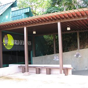 Jurong Bird Park 2008 - Entrance to the World of Darkness