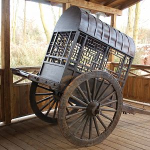 Rickshaw at the Hulman-temple