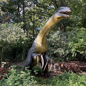 10/4/2025 - Therizinosaurus