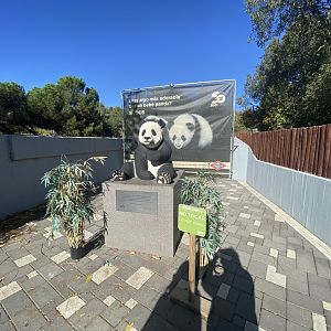 Giant panda statue