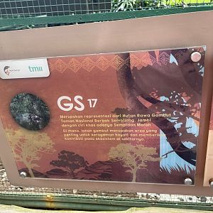 greater sunda - aviary no. 17 signage - taman burung