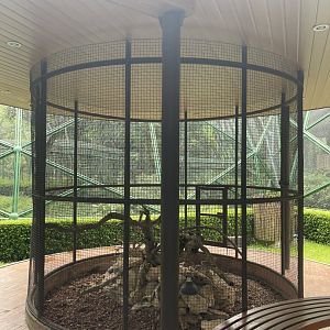plaza puyuh aviary - taman burung
