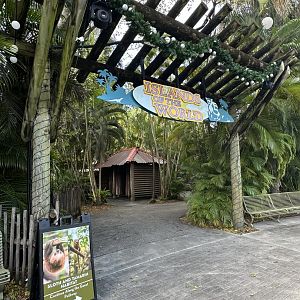 Nov. 2025 - Islands of the World - Entry Arch